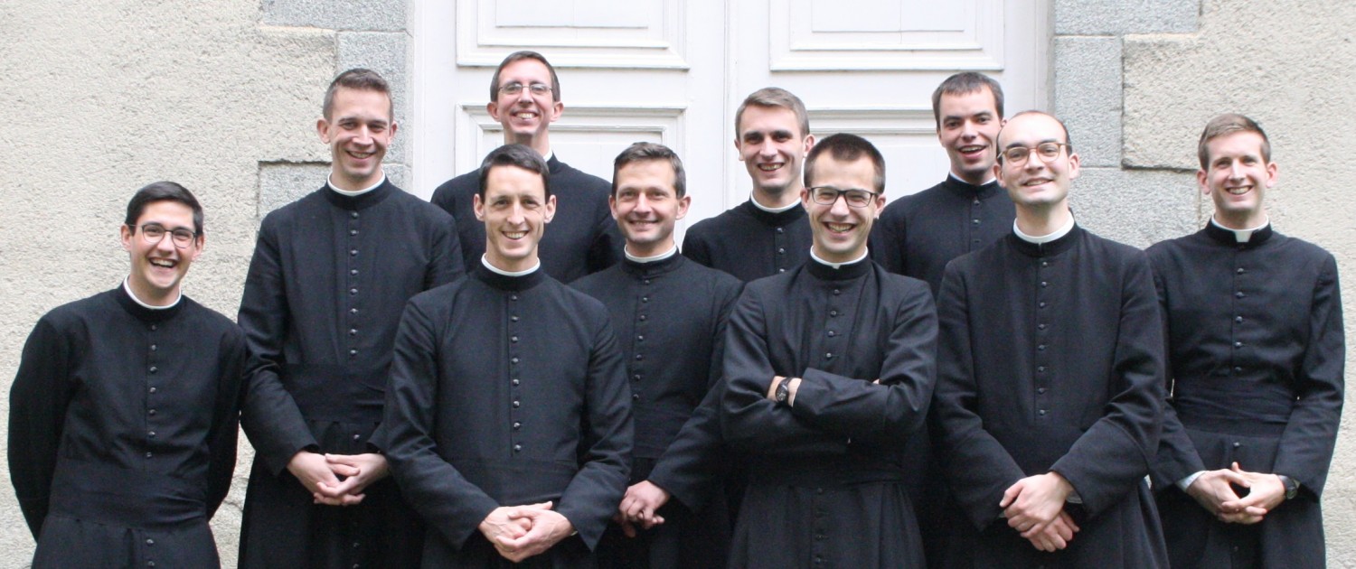 20150605-ordinands-juin-2015-1500x630.jp